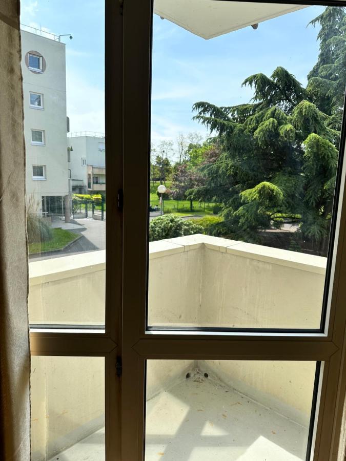 Bel Appartement A 25 Mn De Paris Сартрувил Екстериор снимка